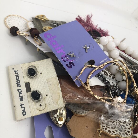 Earrings Lot Pairs Colorful Vintage To Now Craft Wear - Picture 2 of 13